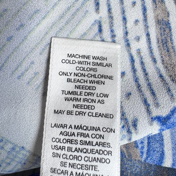 Chico's Womens Flowy Blouse Top Size XL Geo Print Classic Office Career Blue - Picture 7 of 8